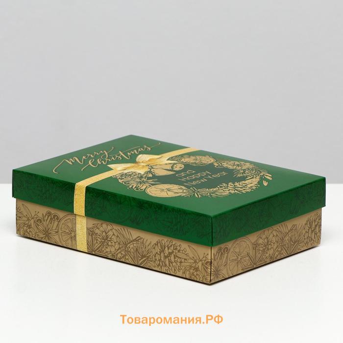 Подарочная коробка "Merry Christmas", зелёная, 21 х 15 х 5,7 см